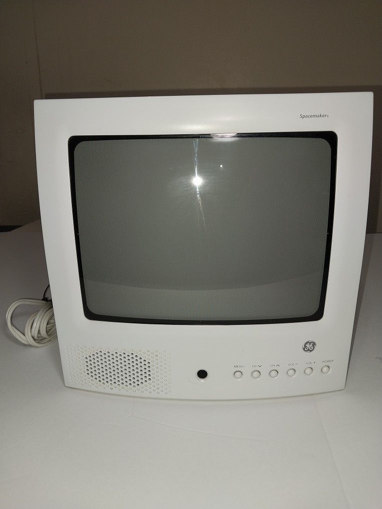 Vintage 1997 GE Spacemaker 9" SMALL Gaming CRT Tube TV 09GP110 Tested