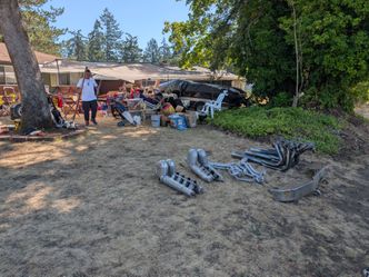 Yard sale Lakewood wa