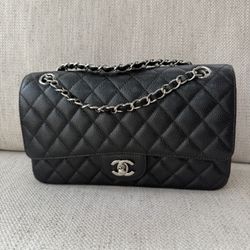 Chanel Quilted classic 