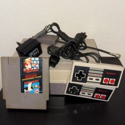 Original Nintendo Gaming System 