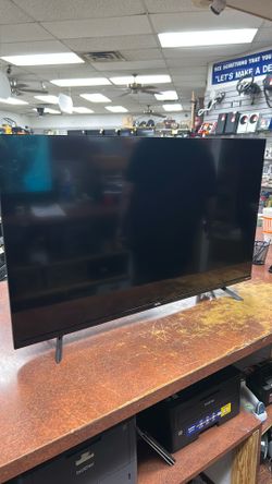 ONN 43” class 4K UHD Roku smart tv