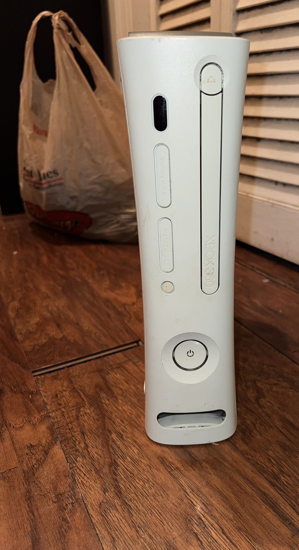 Xbox 360 With Games and Cords 