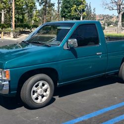 1996 Nissan Pickup Truck