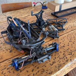 Traxxas Slash 