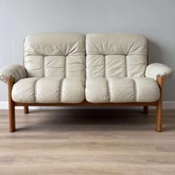 Ekornes Vintage Montana Loveseat 