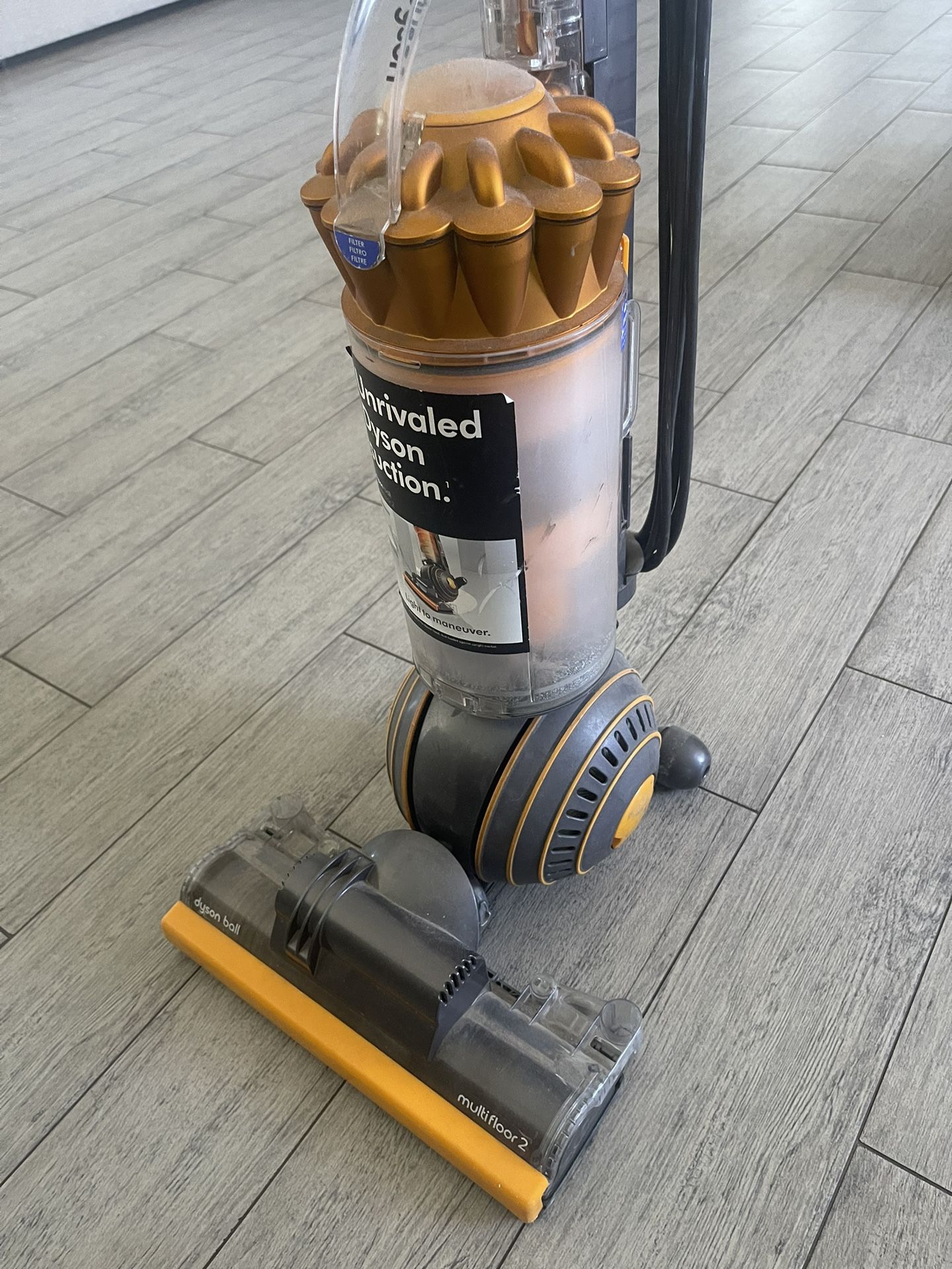 dyson vacuum 