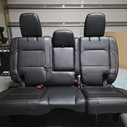2024 Jeep Rubicon Wrangler JLU Rear Seats