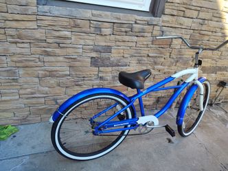 Everyone's Schwinn Legacy cruiser