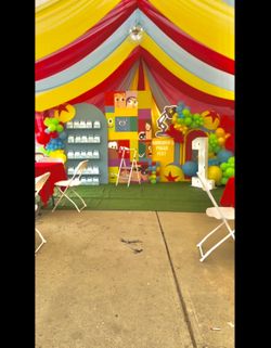 Canopy draping and backdrop