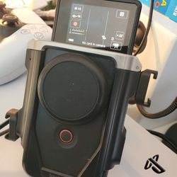 CANNON POWER SHIIT V10 VLOGGING CAMERA WITH PROTECTIVE CASE 