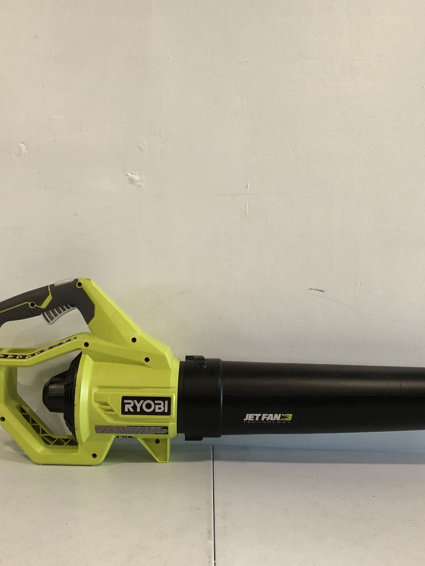 RYOBI 125 MPH 550 CFM 40 Volt Lithium Ion Brushless Cordless