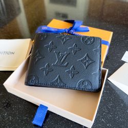Louis Vuitton Men’s Wallet 