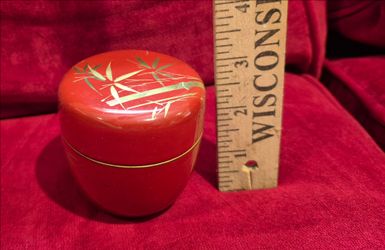 Black and Gold Lacquer Bowl for tea ceremony (Skokie)
