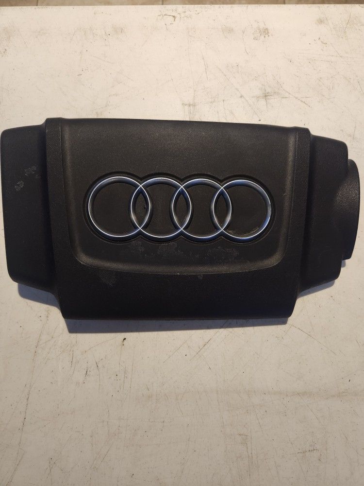 Assorted Audi Q5 Parts