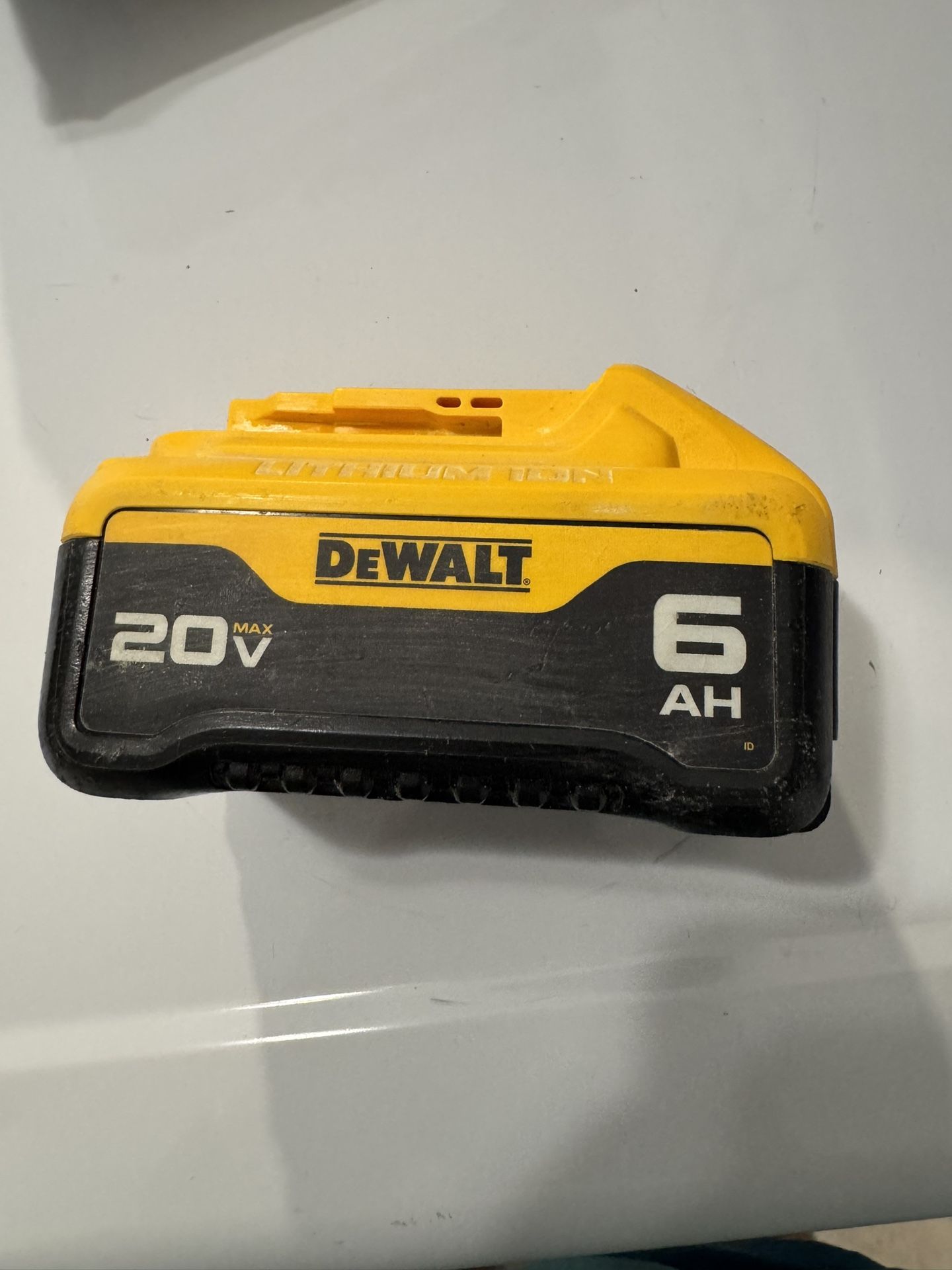 Dewalt 20 volt XR 6 AH Battery with 2 years of warranty 2024 model
