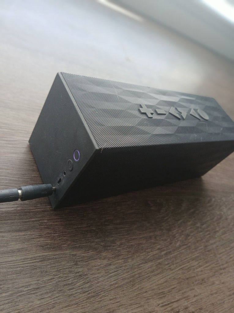 Jawbone Big Jambox Portable Blutooth Speaker