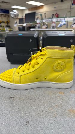 CHRISTIAN LOUBOUTIN