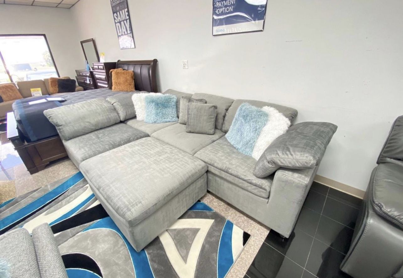 BEAUTIFUL LIMA GREY SECTIONAL SOFA!$899!*SAME DAY DELIVERY*NO CREDIT NEEDED*EASY FINANCING*HUGE SALE*
