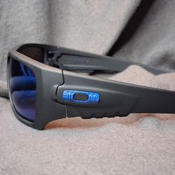 Oakleys Sunglasses