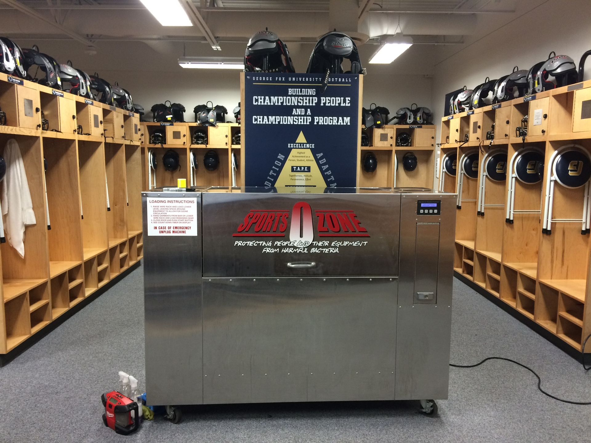 Sports ozone sanitizing and deodorizing machine