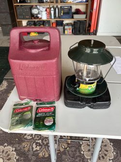 Coleman 2 mantle propane lantern with case