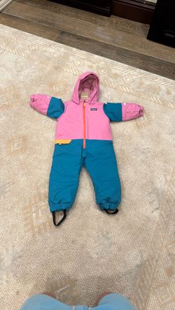 Patagonia 2T Baby Snow pile One Piece - Marble Pink - New With Tags