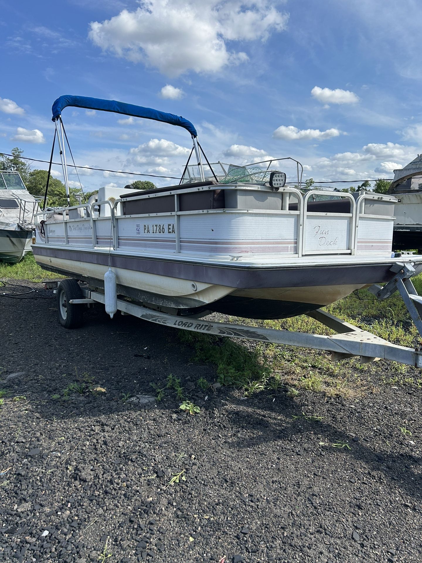 22’ Pontoon 1993 Hurricane 