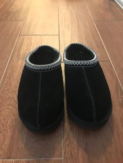 Ugg black slippers