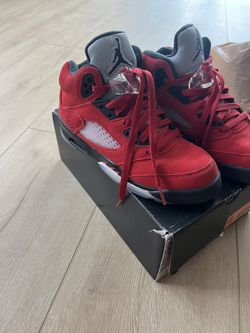 $100 Jordan 5 Retro Raging Bulls 2021 4Y