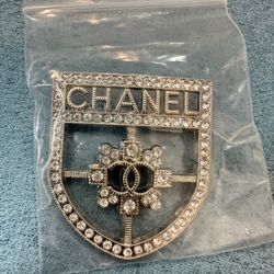Brooch, new