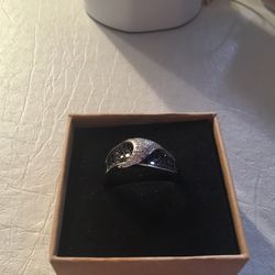     Black Sapphire  And Sliver Ring   925 Sterling Sliver  