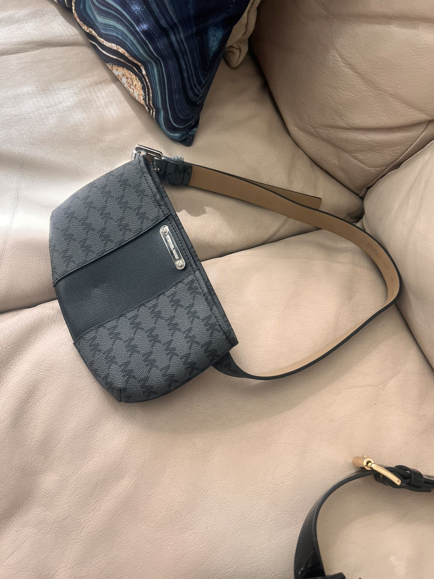Michael Kors Belt bag