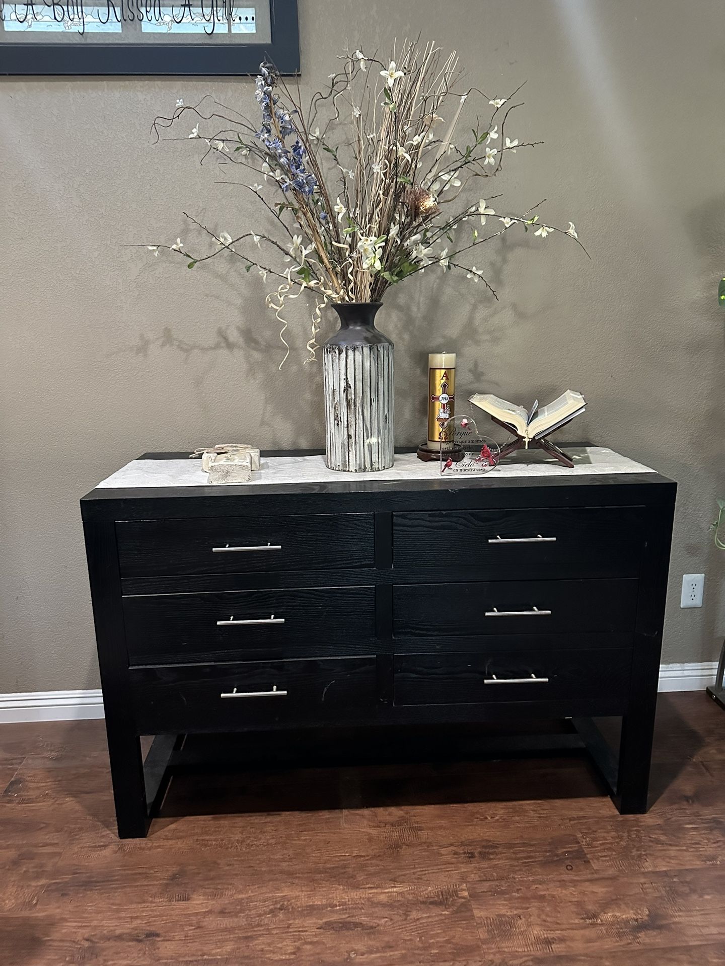 Dresser / Buffet Table