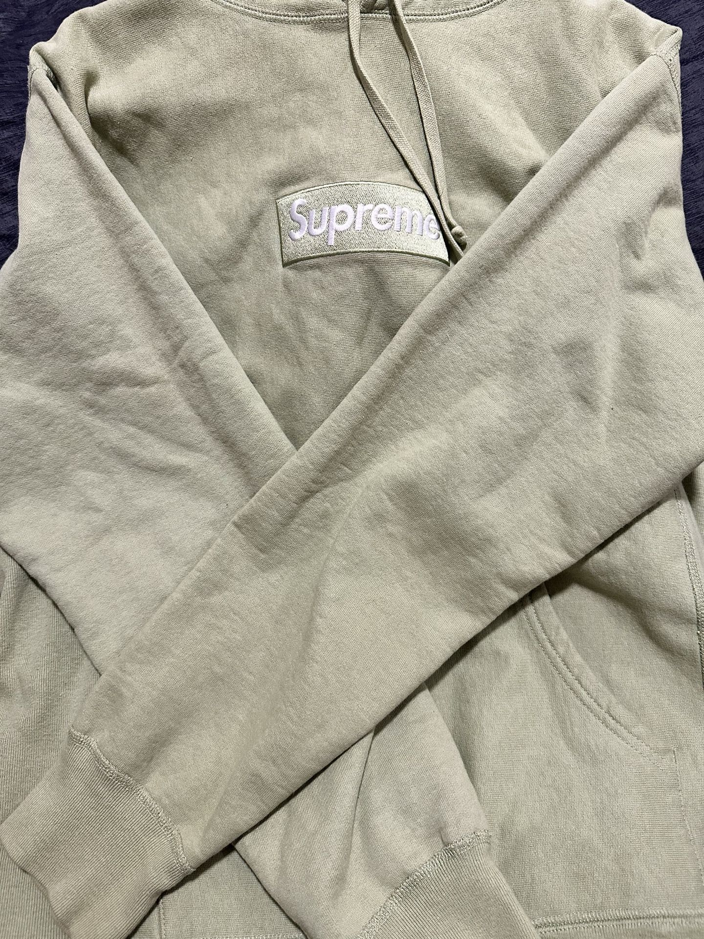 Supreme x Louis Vuitton Box Logo Hooded Sweatshirt for Sale in Hackensack,  NJ - OfferUp