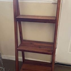 Wooden Ladder Shelf 