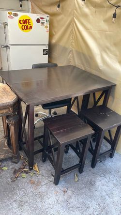 Pier 1 Kenzie Mahogany Brown Breakfast Set Table and 2 Chairs
