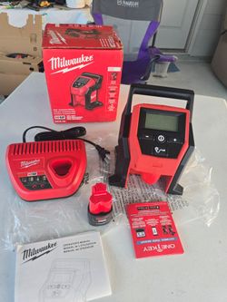 🔥$120 NO NEGOTIABLE🔥 M12 12-Volt Electric Portable Tire/pool Inflator with M12 12-Volt Lithium-Ion 2.0 Ah Compact Battery Pack and Charger