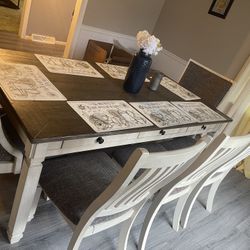 Ashley Furniture Dining Table 