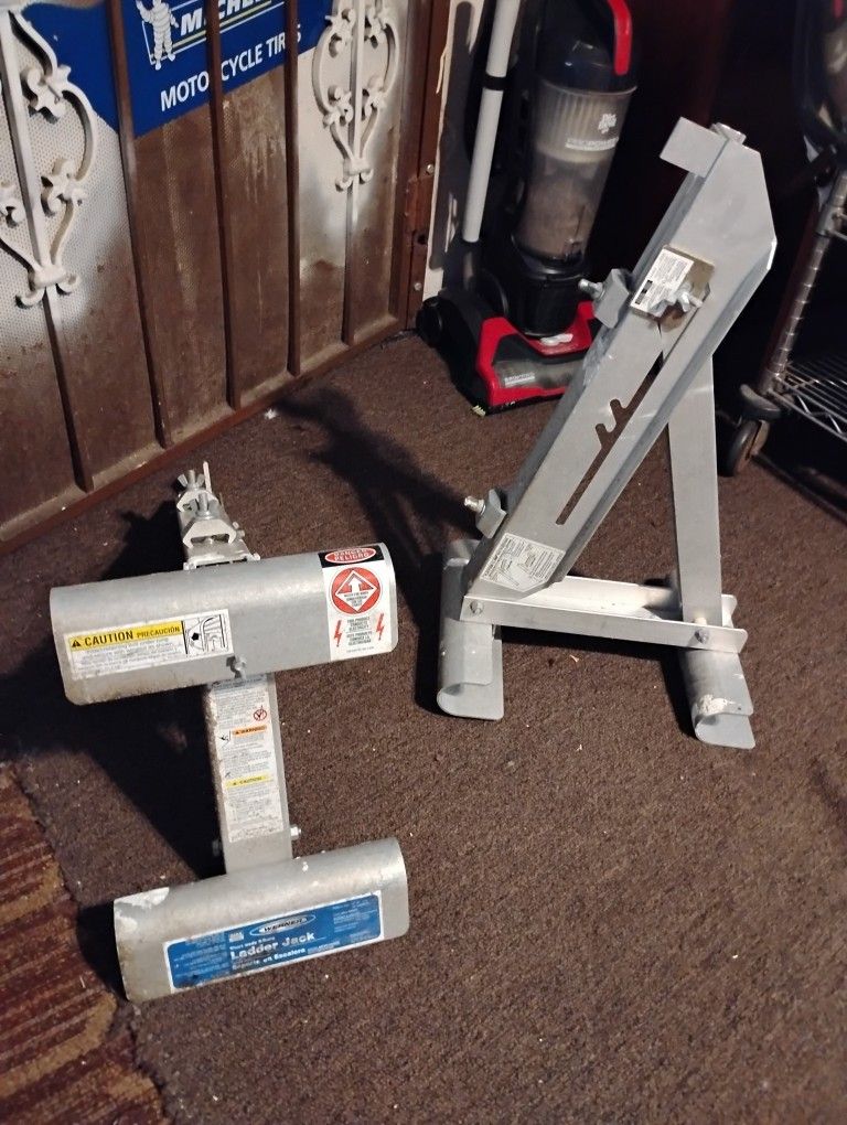 WERNER LADDER JACKS