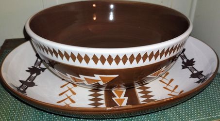 Vintage Gallery Large Bowl And Oval Serving Tray