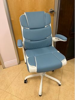 Brand new office chair