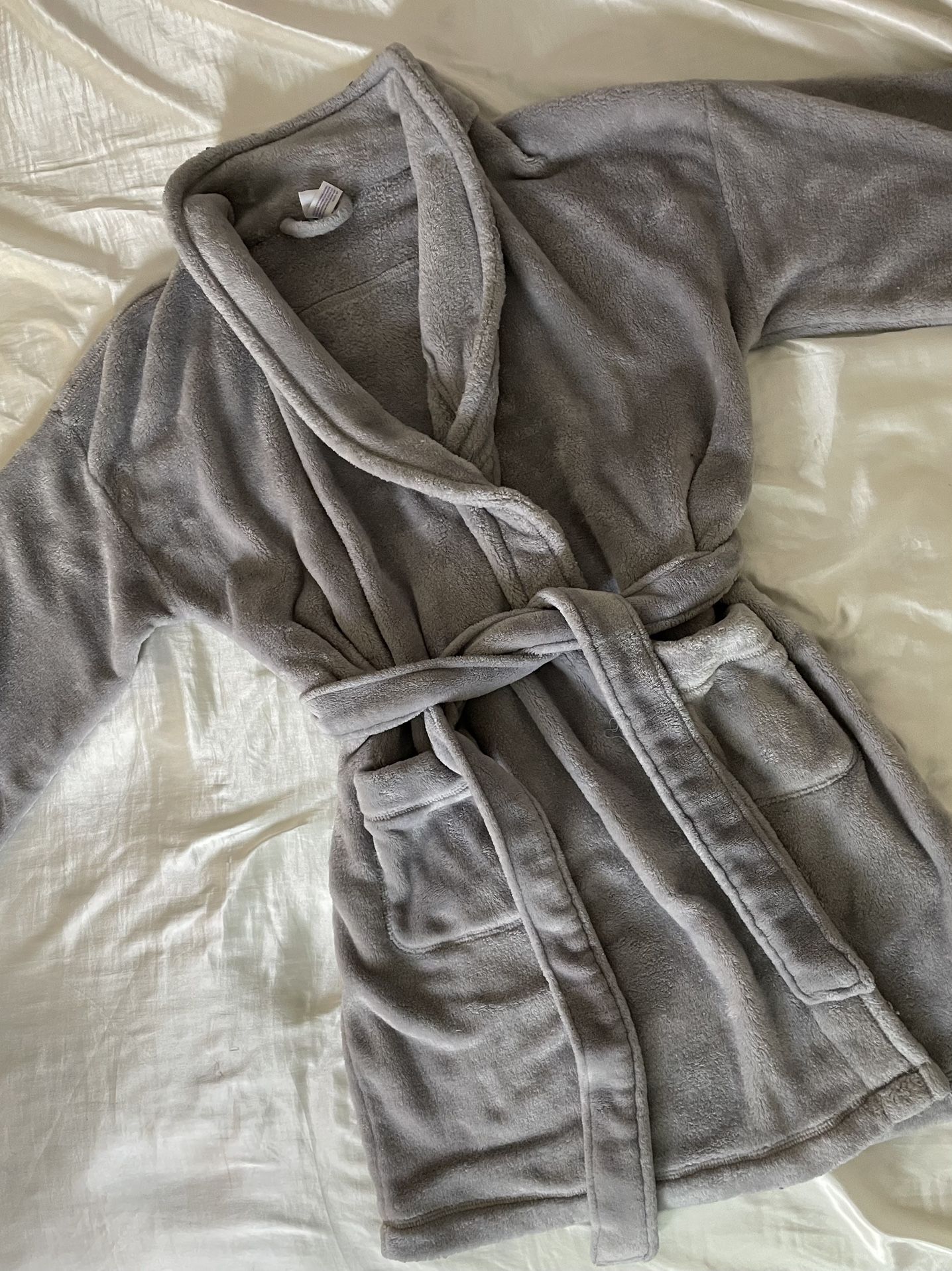 Women’s Grey Robe Size XS/S
