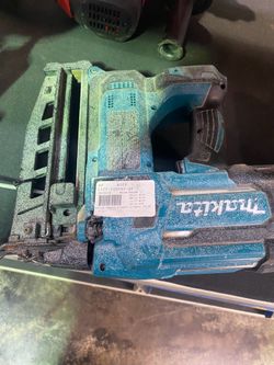 Makita Nailer
