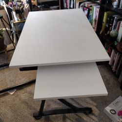 Drafting desk (excellent condition)