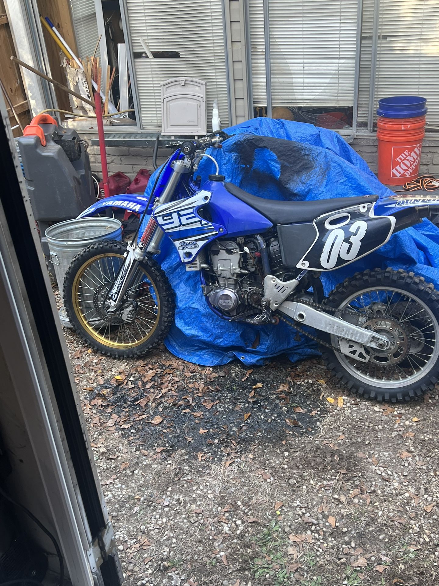 2001 Yz426