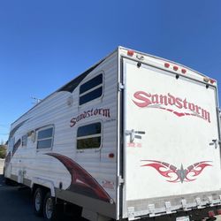 Toyhauler 
