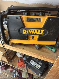 Dewalt Radio