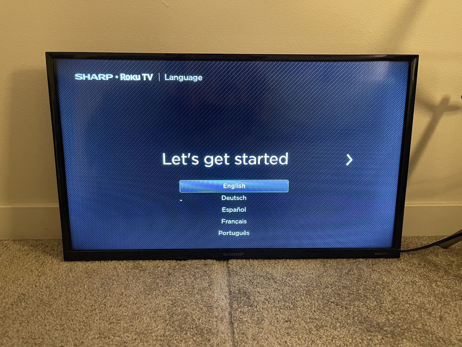 32” SHARP ROKU TV