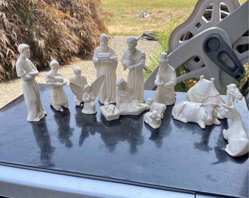 Vintage 1977 nativity