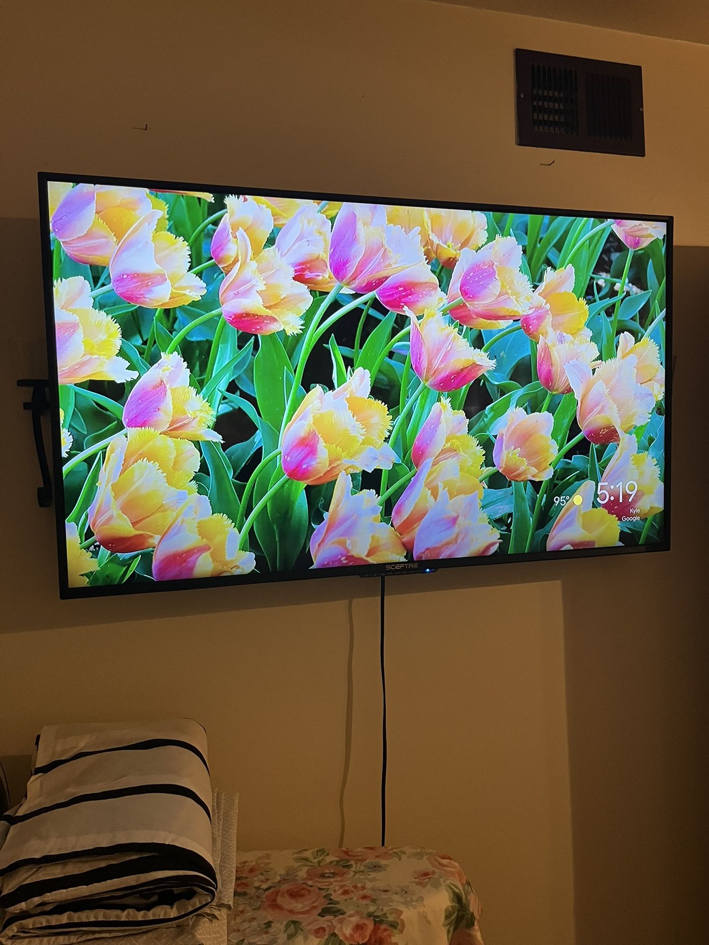 SCEPTRE 50inch Tv